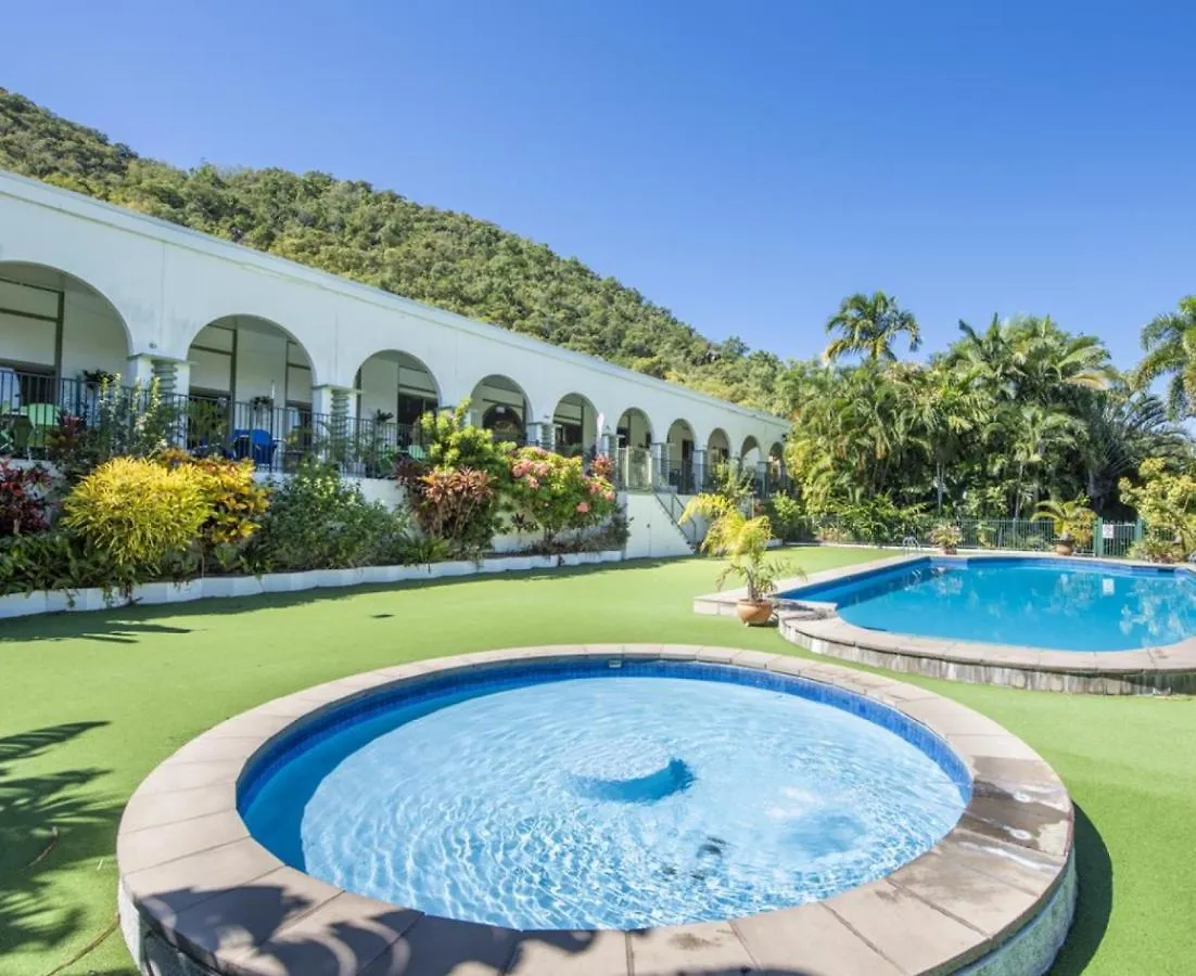 Cost Effective Island Escape! Studio Unit, Nelly Bay Apartment